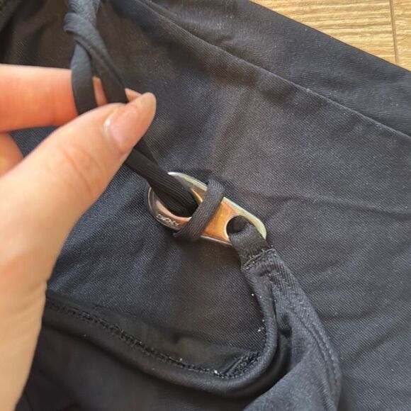 DKNY Vintage Swimwear Top size 8 with gold buckle - Picture 7 of 8